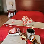 马克尔住宿加早餐酒店 4* 卡塔尼亚