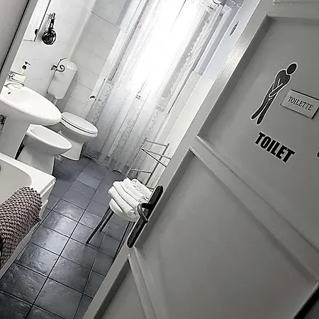 Macalle Bed & Breakfast 4*