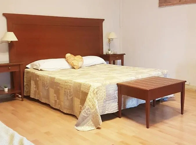 Macalle Κατάνια